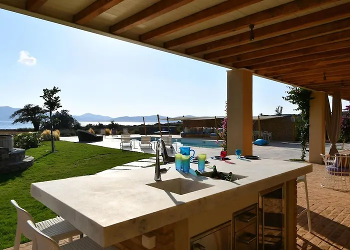 Luxury Aristea On The Sea Villa